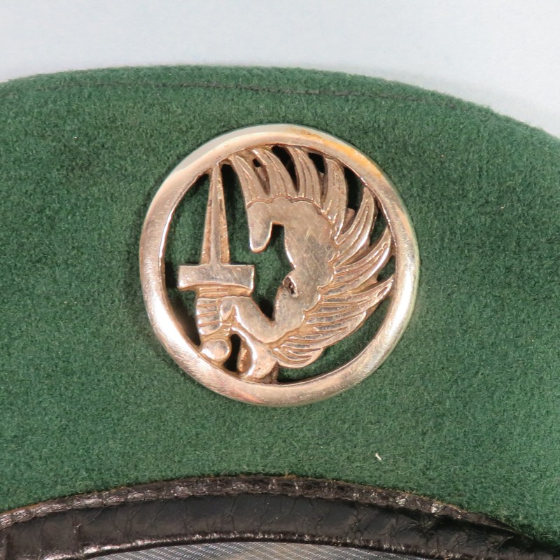 BERET VERT EN 3 PARTIES PARACHUTISTE MODELE 1947 DU REP LEGION ETRANGERE TAP INDOCHINE ALGERIE